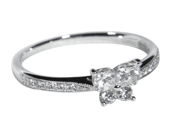 Calla diamond ring Clearance
