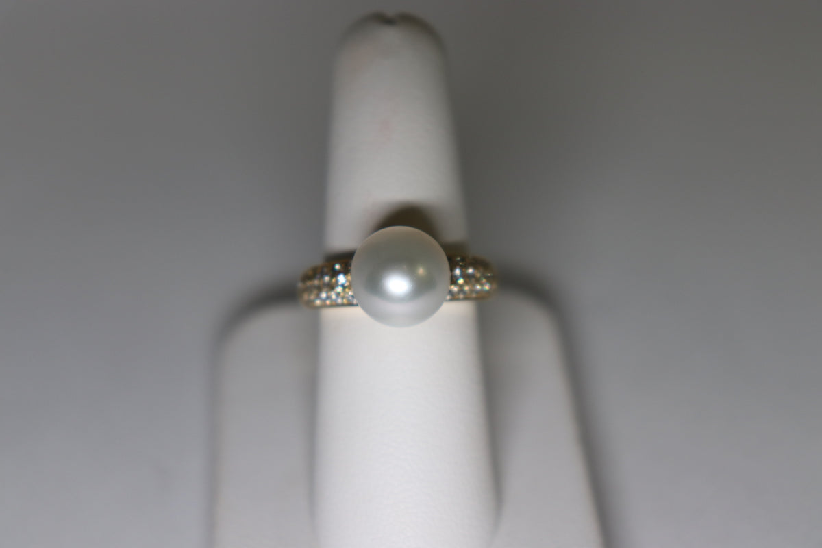 Fine Jewelry - Pearl Ring